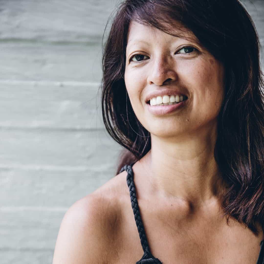 Marilou Dit is Marilou, owner van yoga op werk